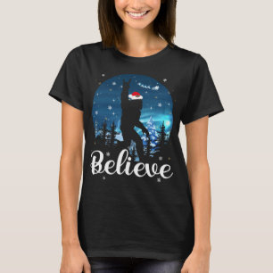サンタビッグフット クリスマス ロックンロール ビリーブ Xmas 楽しい Tシャツ