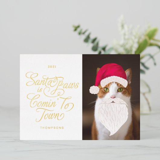 サンタポーズは町にコミンペットおもしろい写真サンタ 箔シーズンカード (立ち正面)