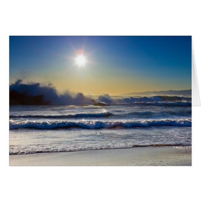 サンタモニカのビーチ、巨大な波の日没 (正面横)