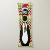 サンタユーモアのあるペンギンが赤と緑のジグザグスに ボディピロー (正面縦)