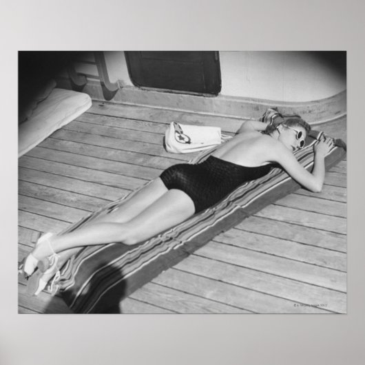 サンタンニング女性 ポスター (正面)