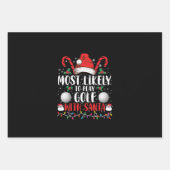 サンタ一家と一緒にゴルフをプレーする可能性が最も高い クリスマス ラッピングペーパーシート (正面)