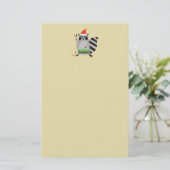 サンタ帽をかぶったラクーンがクリスマス灯に絡まった 便箋 (スタンド正面)