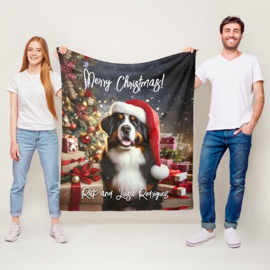 サンタ帽子と美しいベルネーゼ山犬 フリースブランケット (インサイチュ)