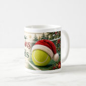 サンタ帽子のテニスクリスマスボール コーヒーマグカップ (正面右)