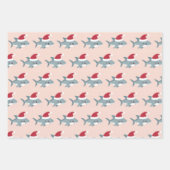 サンタ帽子の可愛いサメライトピンクのクリスマス ラッピングペーパーシート (正面3)