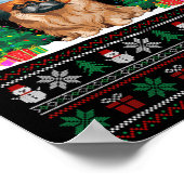 サンタ帽子ペキンゲスドッグのクリスマスツリーが醜く点灯 ポスター (角)