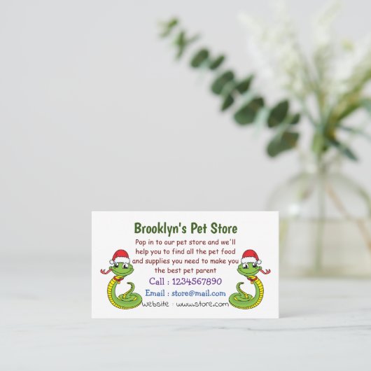 サンタ帽子マンガの可愛い緑のヘビ 名刺 (スタンド正面)