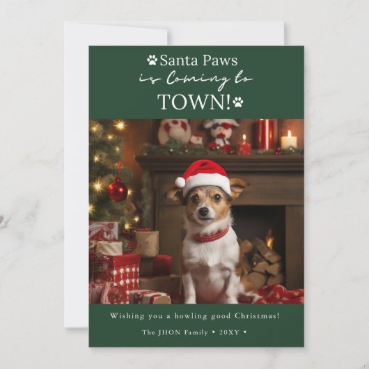 サンタ来ー・ポーズは町にダークグリーンの犬の写真 シーズンカード (正面)