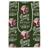 サンタ表現ン名写真クリスマスからのトナカイ ミディアムペーパーバッグ (裏面)