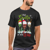 サンタ親愛がワインクリスマスワイングラスを持ってくる Tシャツ (正面)