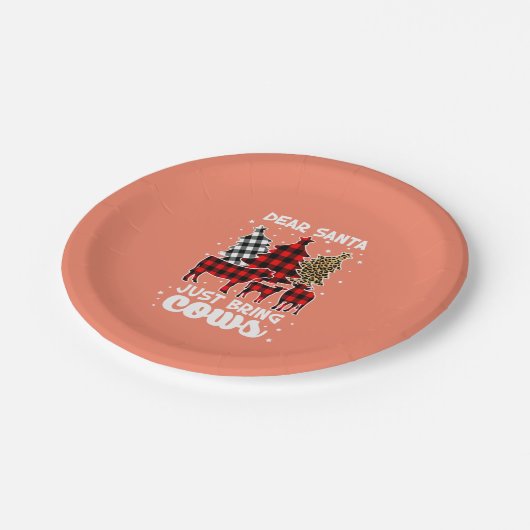 サンタ親愛は牛のクリスマスバッファローのプレイドを持ってくる ペーパープレート (アングル)