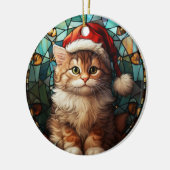 サンタ・キャップのステンドグラスでクリスマスを迎えるかわいい猫 セラミックオーナメント (左)