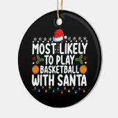 サンタ・クリスマ遊でバスケットボールをする可能性が最も高い セラミックオーナメント (左)