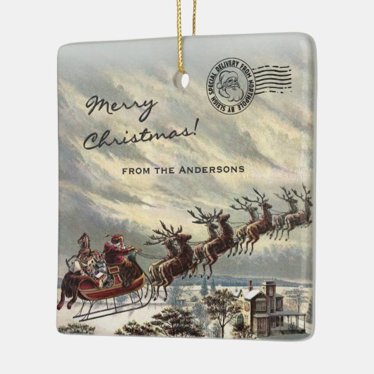 サンタ・スリーによるメリークリスマスデリバリー セラミックオーナメント (左)