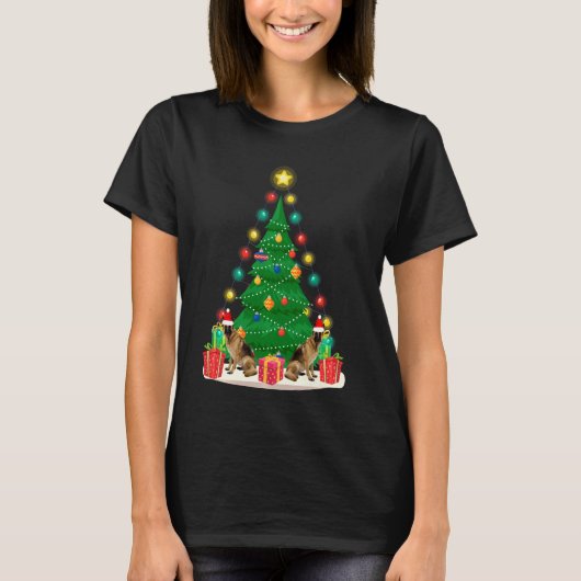 サンタ・ドイツ羊飼い犬クリスマスツリーおもしろいXma Tシャツ (正面)