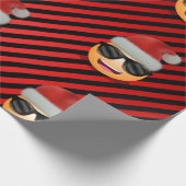 サンタ・ハットの絵文字とサングラスのクリスマス ラッピングペーパー (角)