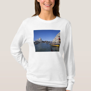 サンタ・マリア・デッラ・サルーテ教会とグランド Tシャツ