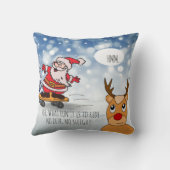 サンタonスケートボードおもしろいトナカイそり冬 クッション (裏面)