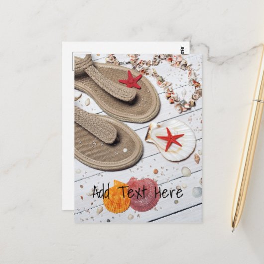 サンダル、貝類、ヒトデのビーチ ポストカード (正面/裏面インサイチュ)