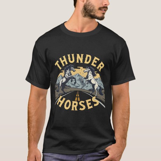 サンダーウマ – Stormorn Majesty Tシャツ (正面)