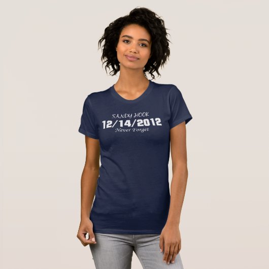サンディのホックは決して忘れません Tシャツ (正面フル)