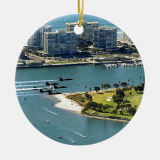 サンディエゴのスズメバチ セラミックオーナメント