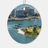 サンディエゴのスズメバチ セラミックオーナメント (左)