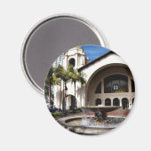 サンディエゴのダウンタウンにあるアムトラック駅と噴水 マグネット (正面/裏面)