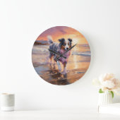 サンディオーストラリアシェパードドッグオンビーチサンセット ラージ壁時計 (ホーム)