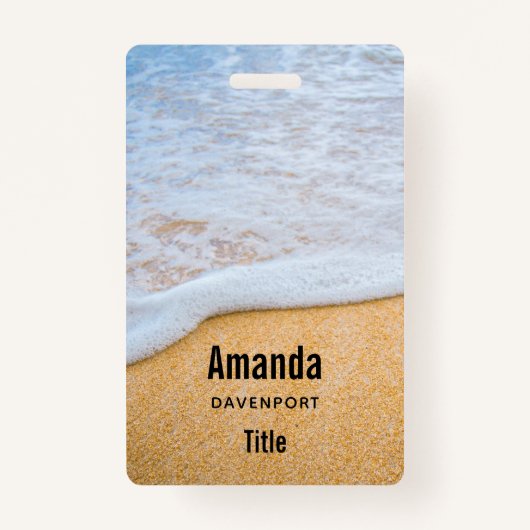 サンディビーチと泡立ちサーフ バッジ (正面)