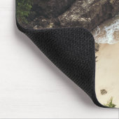 サンディビーチコーブアンドグリーンツリーズ、岩&海 マウスパッド (コーナー)