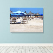 サンディビーチシーンと椅子&傘ウォールアート キャンバスプリント (インサイチュ (ウッドフロア))