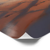 サンディポーズアラスカンマラムートドッグオンビーチサンセット ポスター (コーナー)