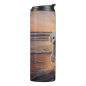 サンディポーズビコンフリースドッグオンビーチサンセット タンブラー (回転左)