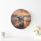 サンディポーズビコンフリースドッグオンビーチサンセット ラージ壁時計 (ホーム)