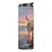 サンディポーズブラッドハウンドグオンビーチサンセット タンブラー (回転左)