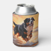 サンディポーズベルネーズマウンテンドグオンビーチサンセット 缶クーラー (缶正面)