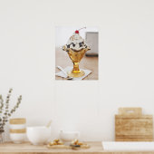 サンデーのクローズアップとさくらんぼの上面 ポスター (キッチン)