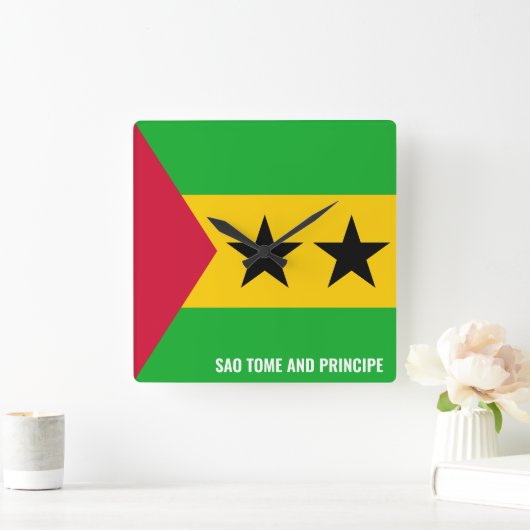 サントメ・プリンシペ国旗に輝く愛国心 スクエア壁時計 (ホーム)