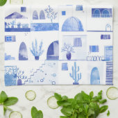 サントリーニギリシャの島の水の色の町並み キッチンタオル (折り畳み)