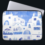 サントリーニグリークアイランドウォータカラー ラップトップスリーブ<br><div class="desc">水の色の青と白の街並絵画は、ギリシャのサントリーニ島に基づく。オリジナルアートby Nic Squirrell.</div>
