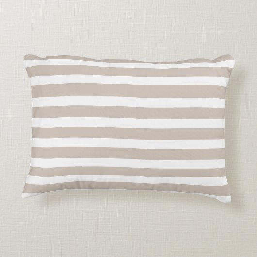 サンドタンタウペホワイトコーストストライプのア航海のリング アクセントクッション (裏面)