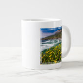 サンドダラー海岸の上の花 ジャンボコーヒーマグカップ (正面右)