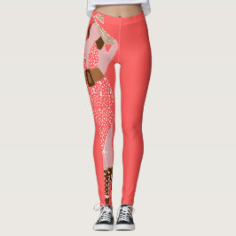 サンドレスにシックなタンとピンク レギンス