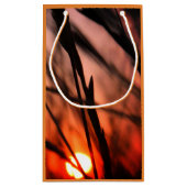 サンフィールドお祝い抱き枕 – 小、光沢 スモールペーパーバッグ (裏面)