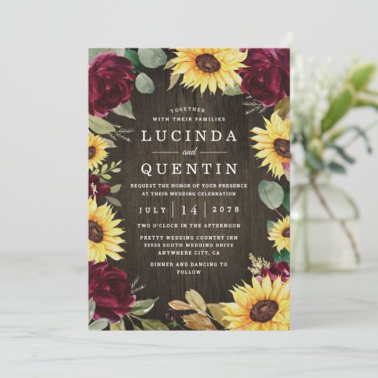 サンフラワーをテーマにしたバーガンディ結婚レッドローズ 招待状 (スタンド正面)