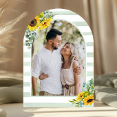 サンフラワーズユーカリプトゥスバーンウッドアーチブライダルシャワー 招待状