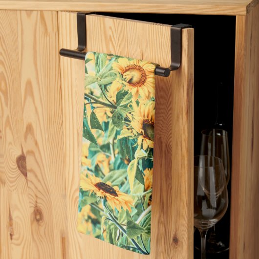 サンフラワーフィールドイエローティール(緑がかった色)フローラアートデザイン キッチンタオル (三つ折り)