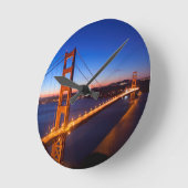 サンフランシスコおよびゴールデンゲートブリッジ上の夜明け ラウンド壁時計 (傾斜)